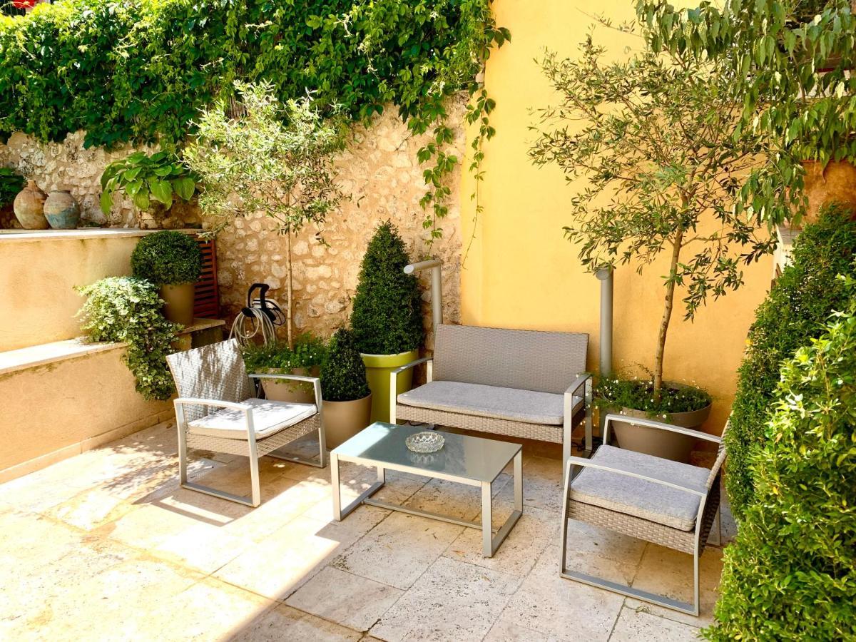 Appartement La Maison Du Courtil, Amande-olive