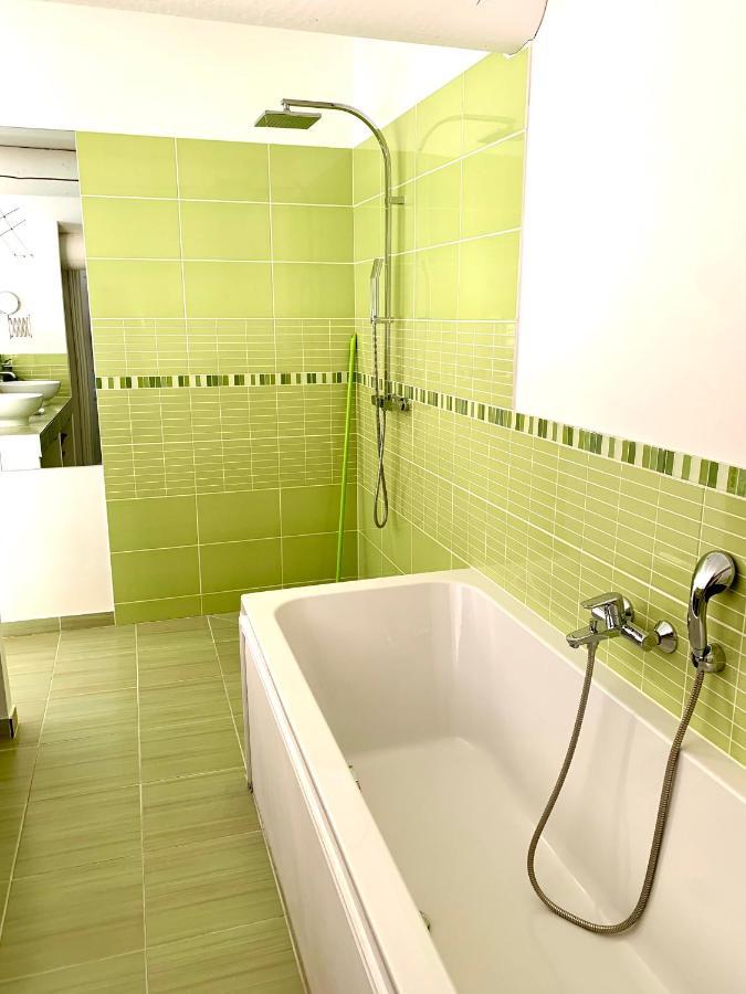 Appartement La Maison Du Courtil, Amande-olive *